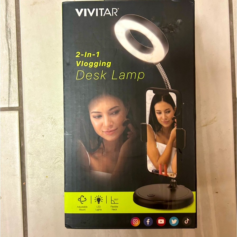 Vivitar 2-in-1 Vlogging Desk Lamp